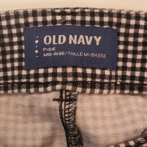Old Navy Pants - Old Navy gingham pants Old Navy Pants - Old Navy gingham pants